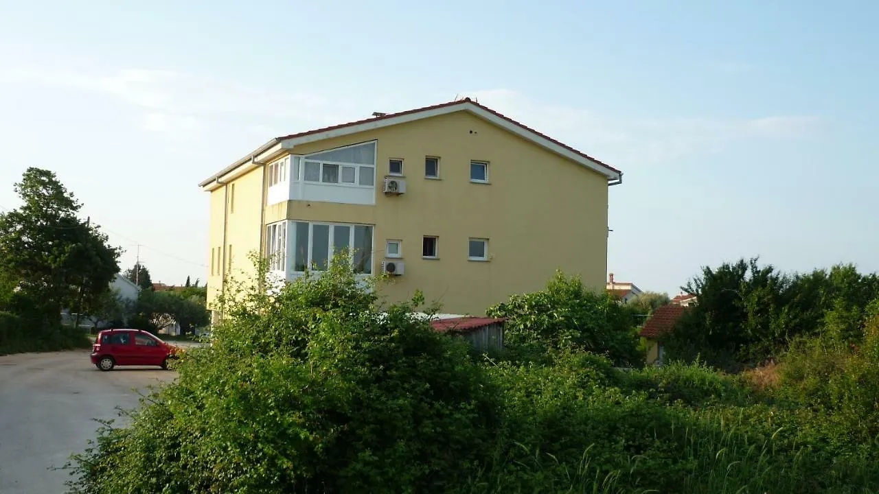 kontakty Apartment Studio A2_Medulin